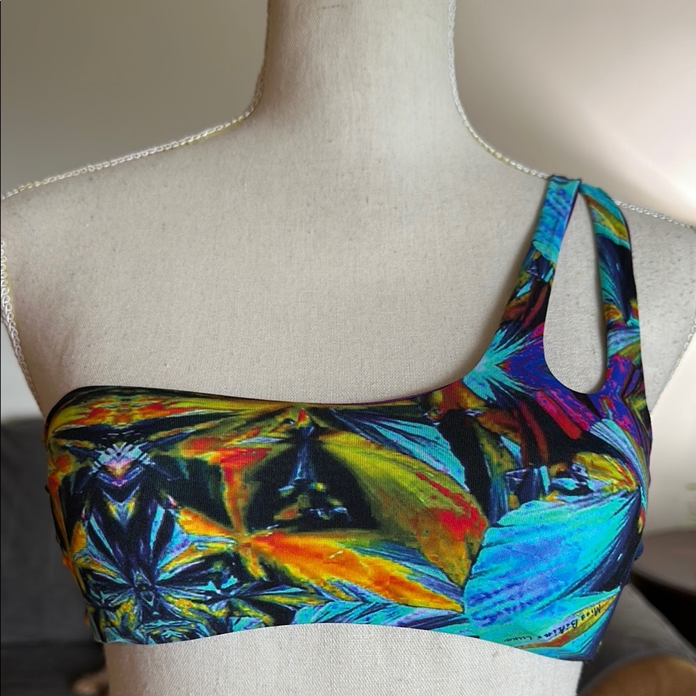 NWOT MISS BIKINI Colorful One-Shoulder Bikini Top